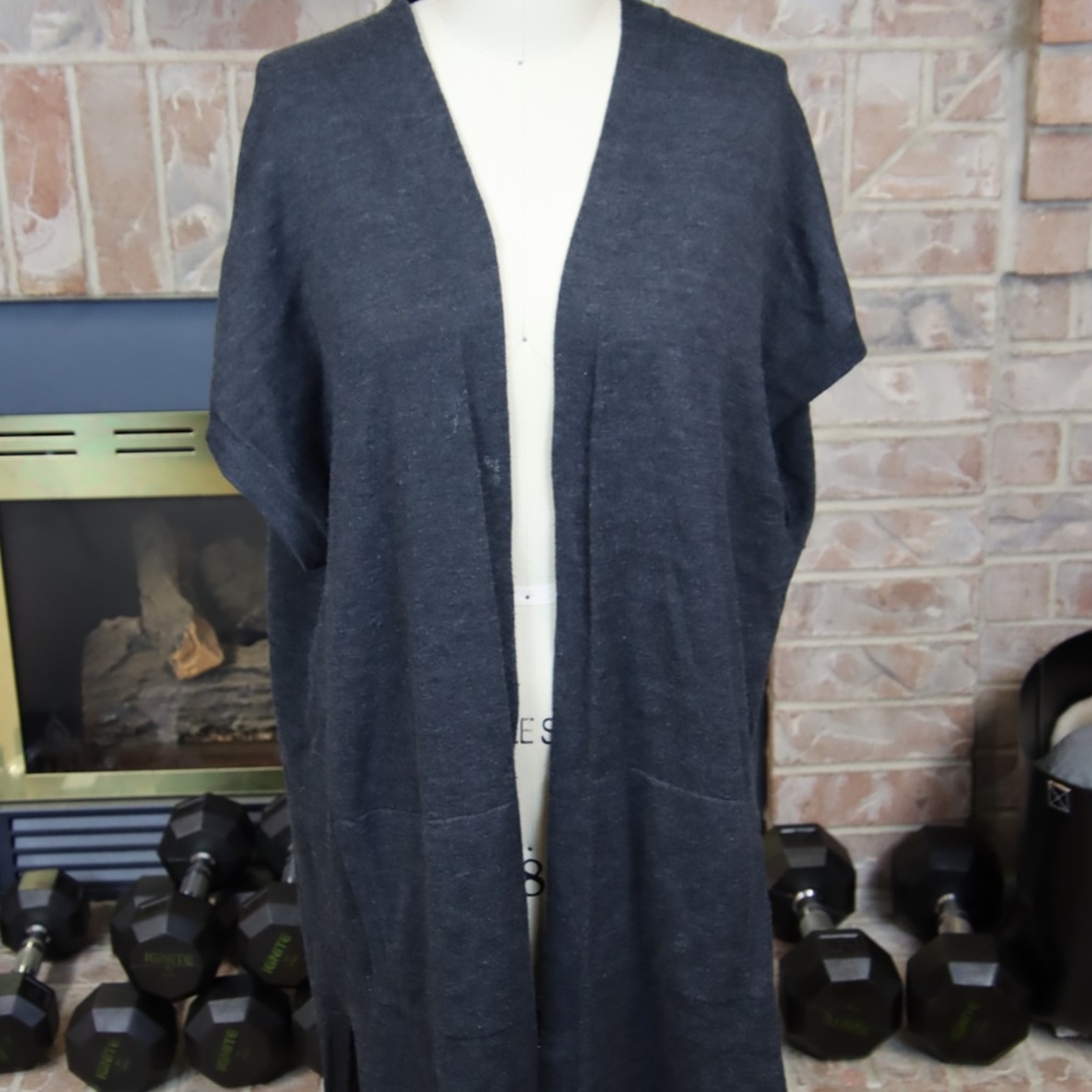 GUC Athleta Harmony Wrap Cardigan Sweater -- Size Medium -- Dark Gray
